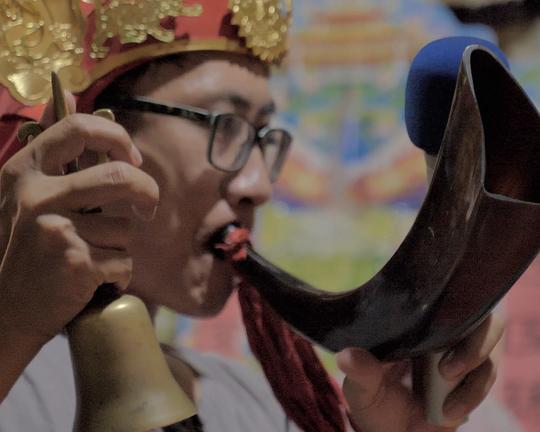 《百年之後》纪录片封面