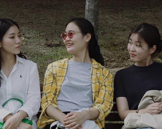 《蒙马特公园》电影封面