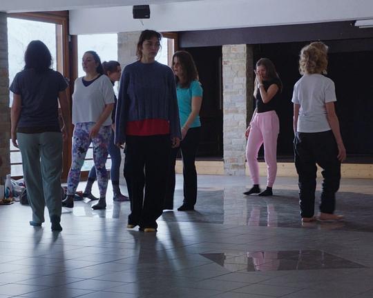 《大家都很好》电影封面