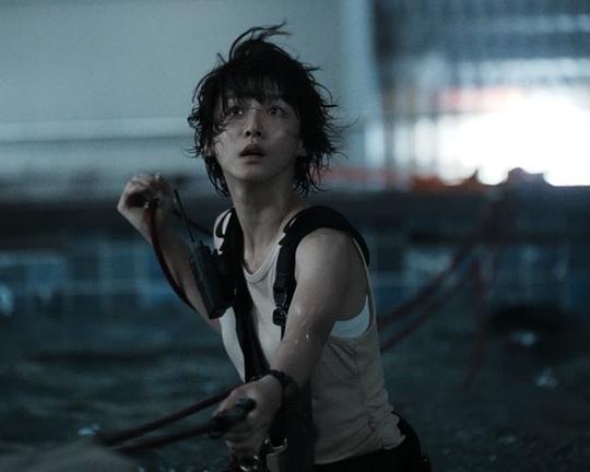 《懸命一線》电影封面