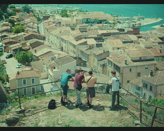 《Big Boys Don't Cry》纪录片封面