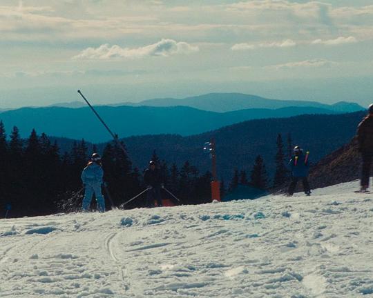 《最后的雪》电影封面