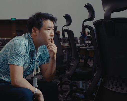 《Yumi - The Whole World》纪录片封面