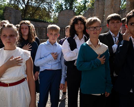 《The Night Is Dark and Brighter than the Day》纪录片封面