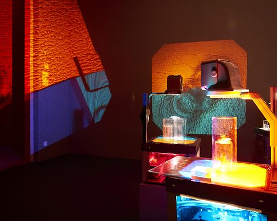 《日沉》电影封面