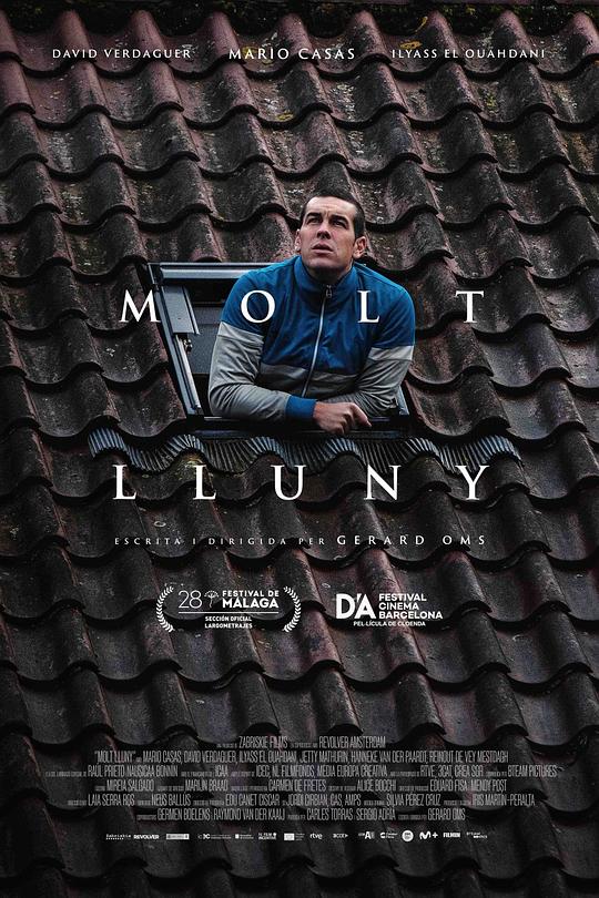 《Molt lluny》电影封面