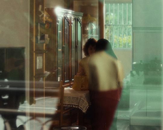 《오후의 손님》电影封面