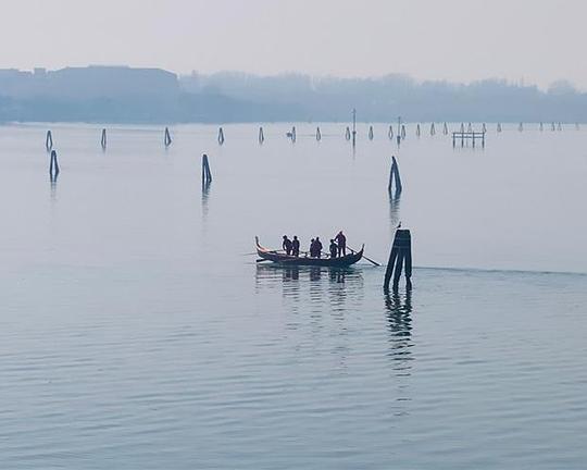 《起源》纪录片封面