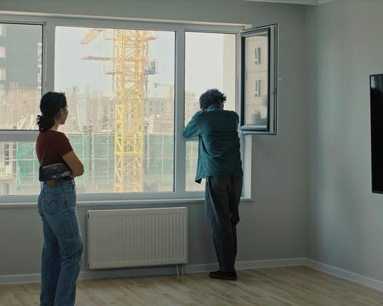 《朝南的窗口》电影封面