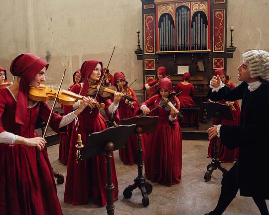 《春》音乐封面