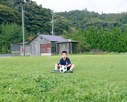 《天空、风、星星与岛》纪录片封面