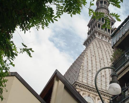 《莫尔之观》电影封面