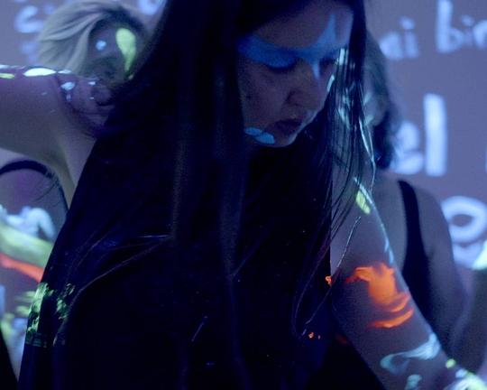 《Still Nia》纪录片封面