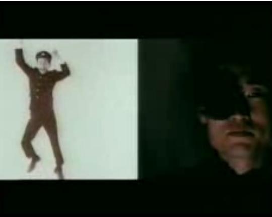 《つぶれかかった右眼のために》电影封面