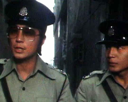 《警廉之間》电影封面