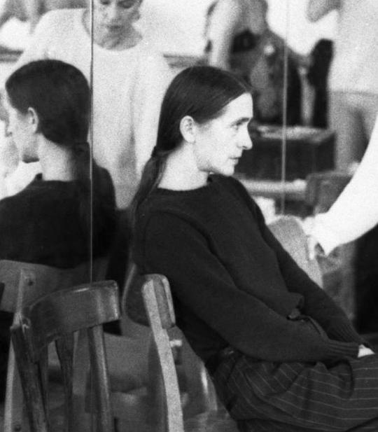 《皮娜的遗产》纪录片封面