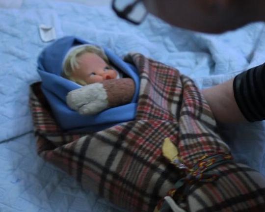 《The Irreversible Consequences of Slipping on a Banana Peel》纪录片封面