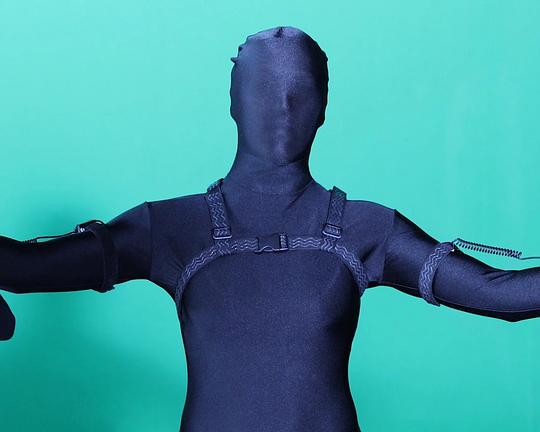 《约束》动画封面