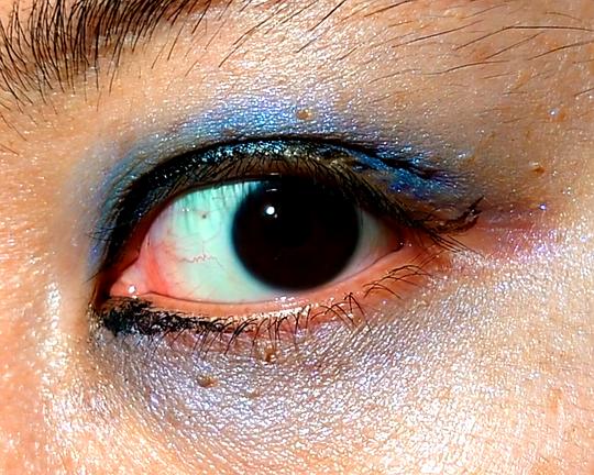 《透明的我》纪录片封面