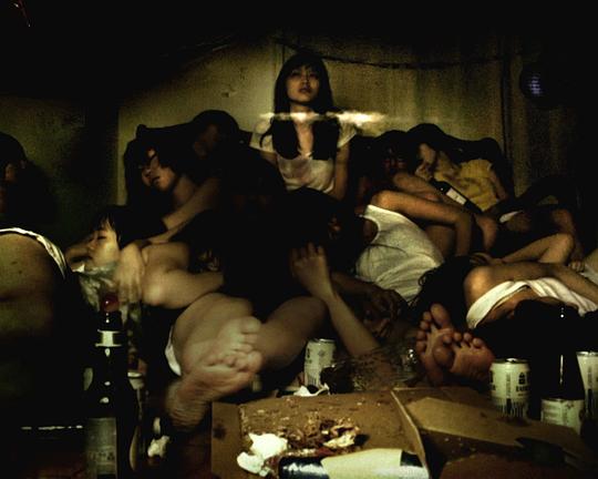 《Shivering wall》电影封面