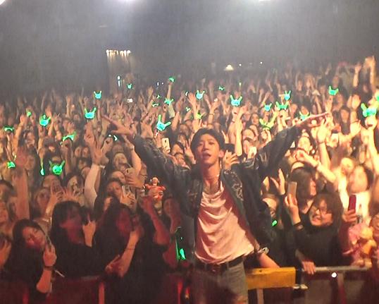 《숨》纪录片封面