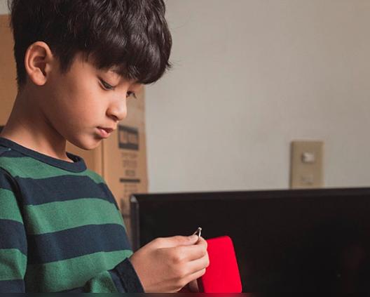 《搬家》电影封面