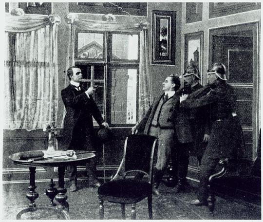 《拉菲兹越狱》电影封面