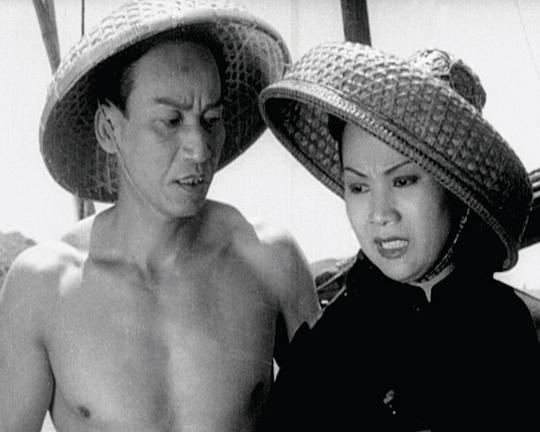 《烽火渔村》电影封面