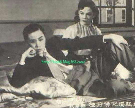 《瑶红烛化佛前灯》电影封面