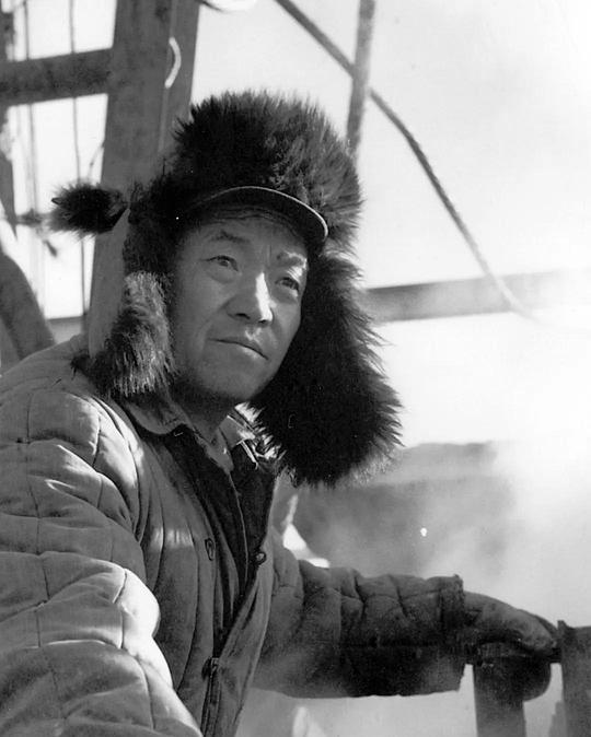 《铁人王进喜》纪录片封面