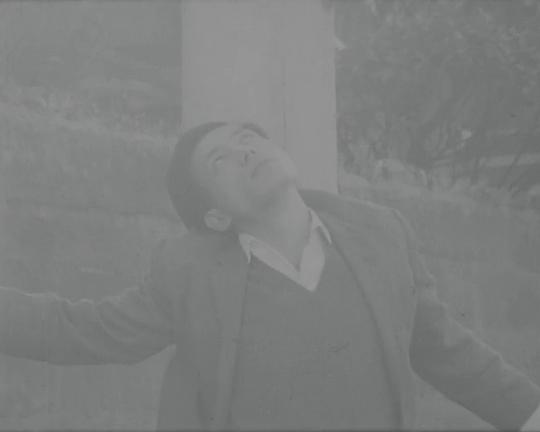 《疏离》电影封面