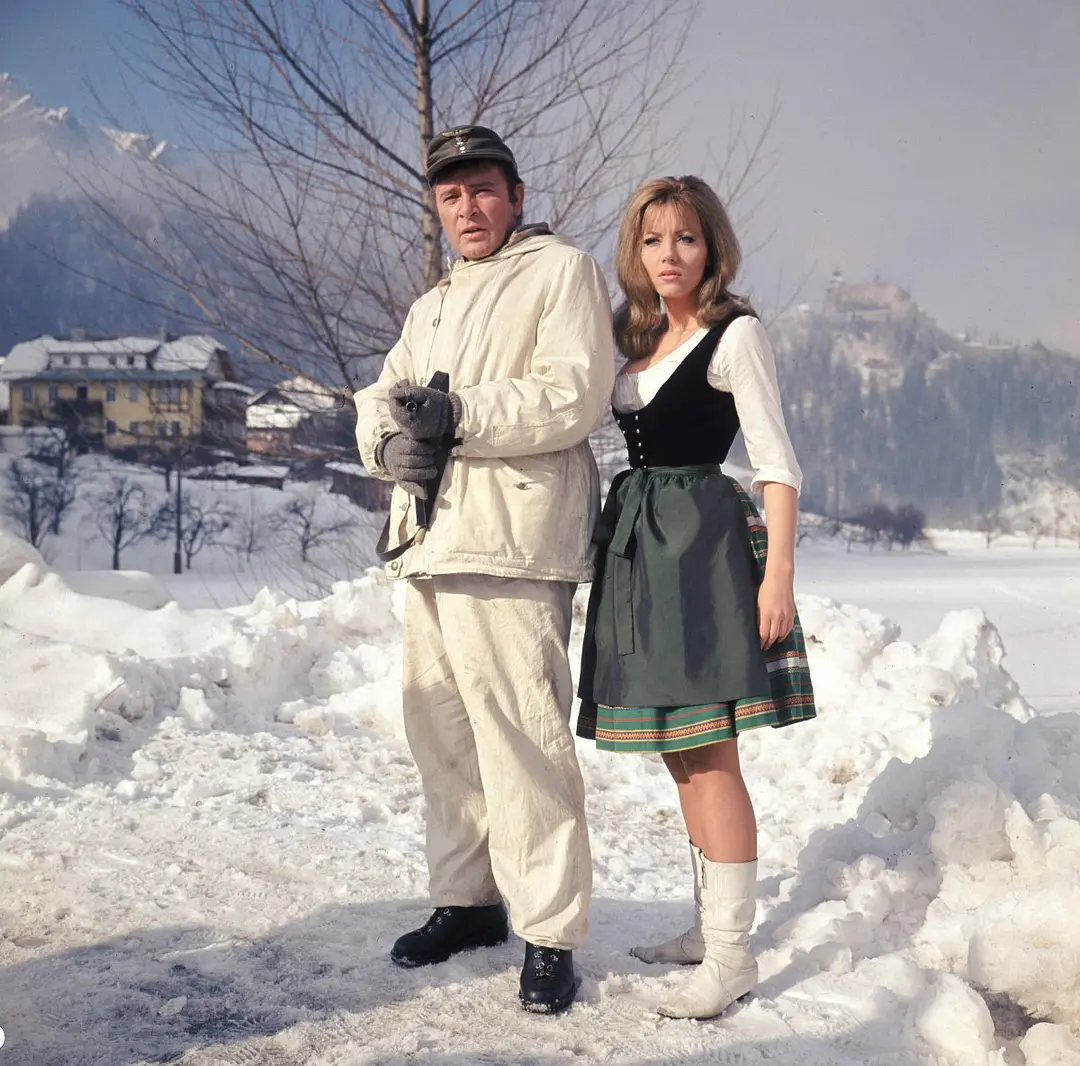 血染雪山堡剧照3