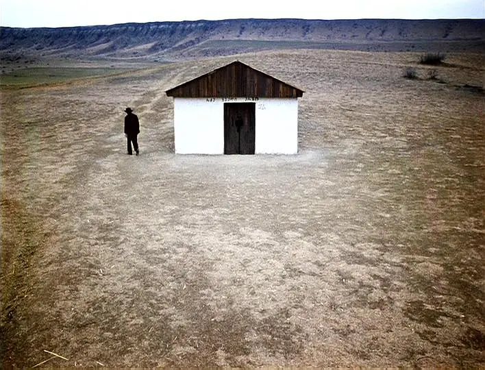 皮罗斯马尼剧照1