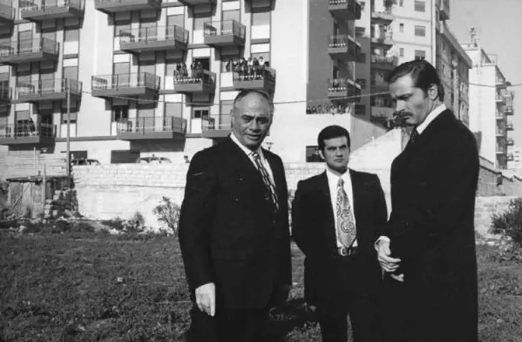 一个警察局长对共和国检察官的自白剧照1