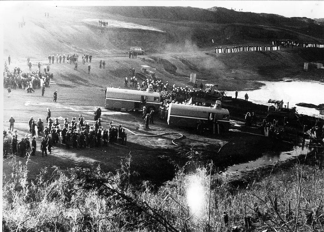 三里塚：第二防线的人们剧照3