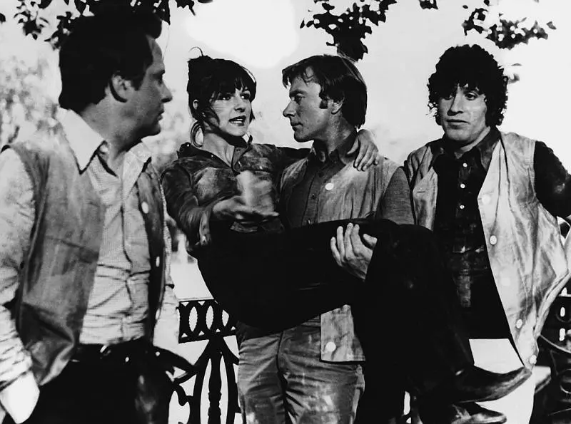 意大利人在俄罗斯的奇遇剧照2