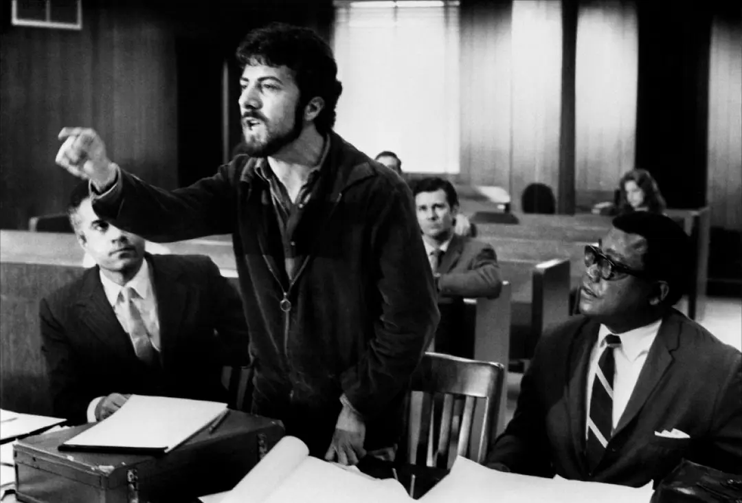 伦尼的故事剧照3