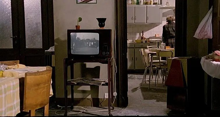 小小资产阶级剧照2