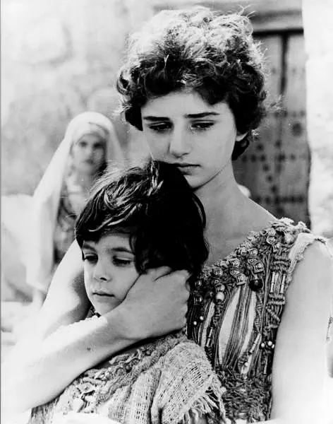 伊菲吉妮娅剧照3