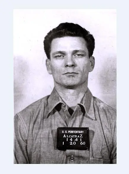 逃出亚卡拉剧照2