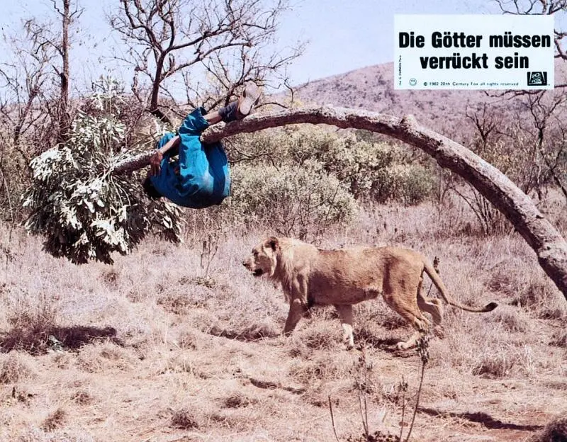 上帝也疯狂剧照3