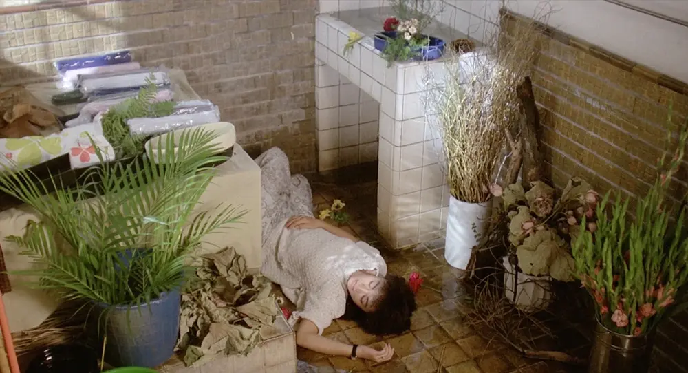 海滩的一天剧照3