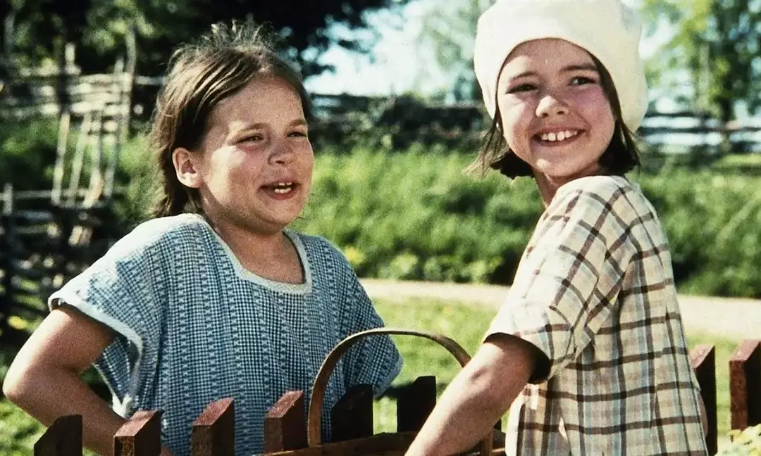 喧闹村的孩子们剧照3