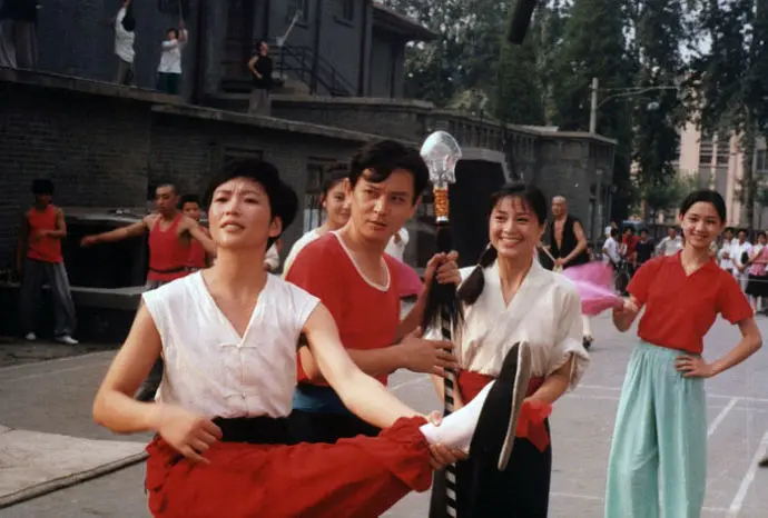 人·鬼·情剧照1