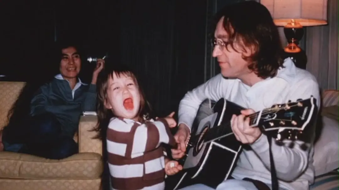 约翰·列侬的理想世界剧照1