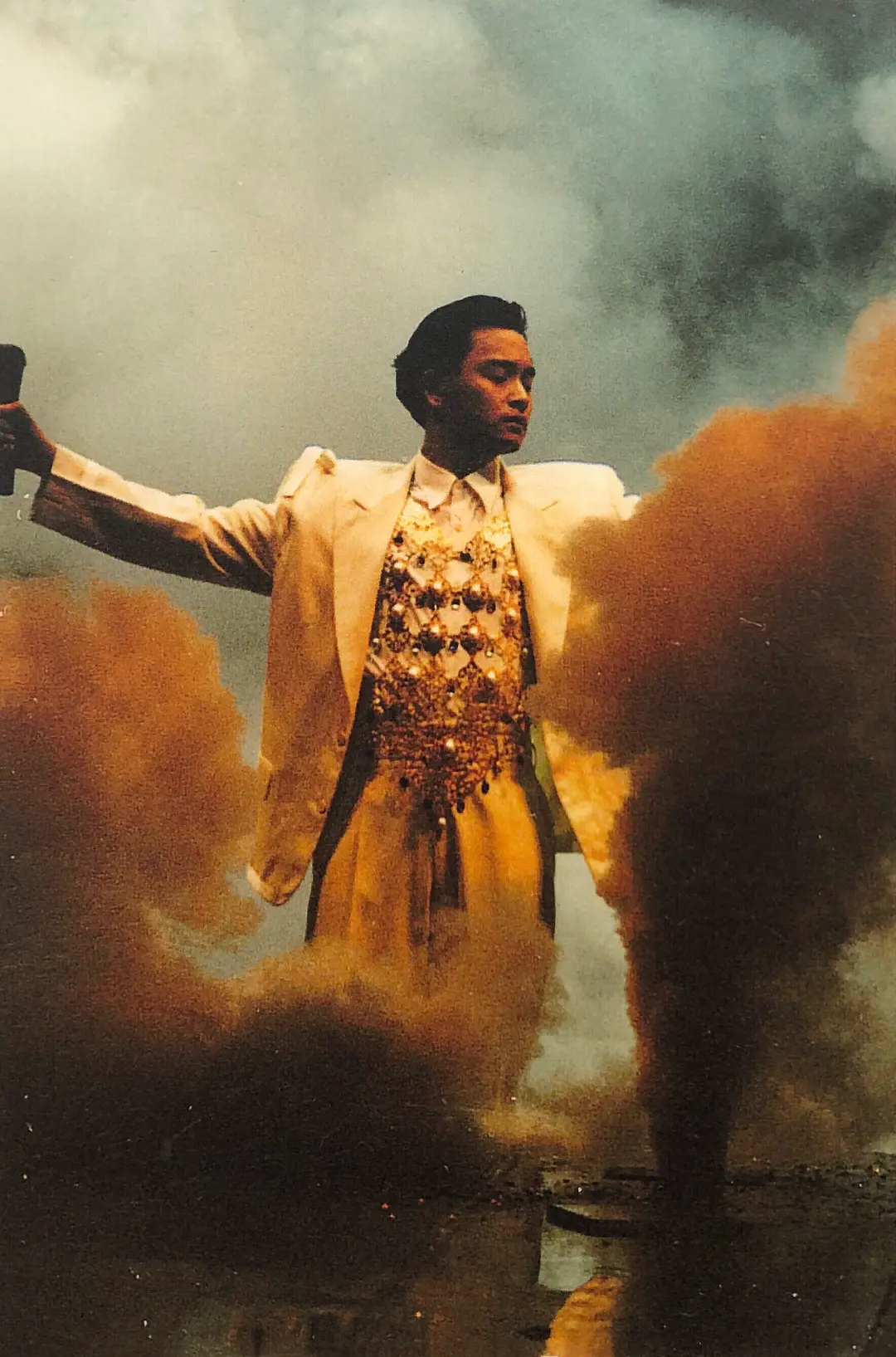 张国荣告别演唱会剧照1