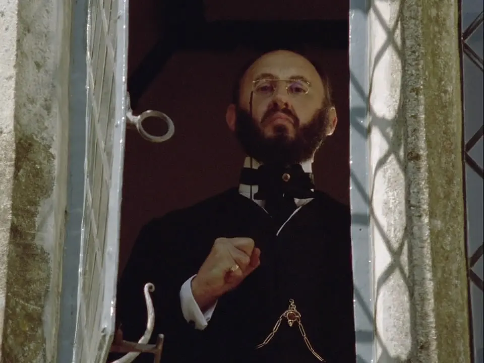 斯泰尔斯庄园奇案剧照3