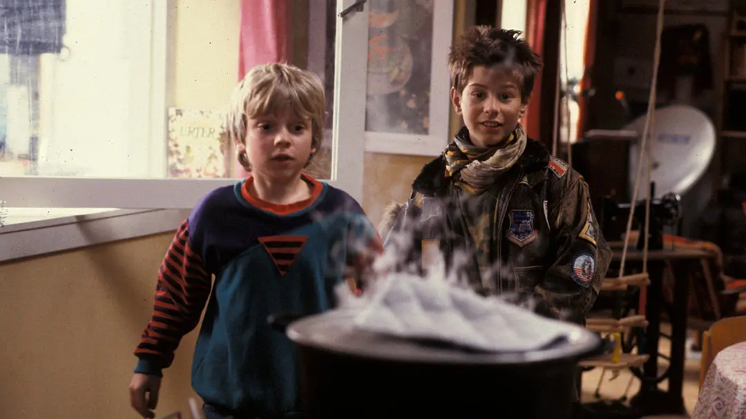 克拉姆一家剧照1