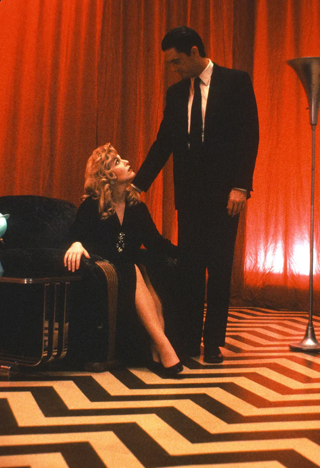 双峰：与火同行剧照2