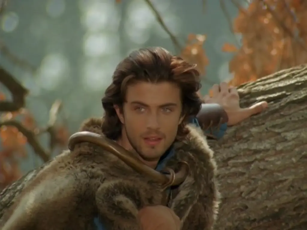 金玫瑰洞2剧照1